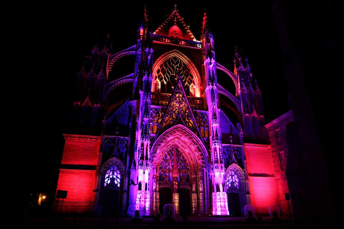 Abbatiale illuminée Vendôme possède de magnifiques monuments comme l’Abbatiale qui s’illumine la nuit